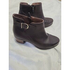 Dansko Henley Bootie In Chocolate Leather Size EU 40 US 10